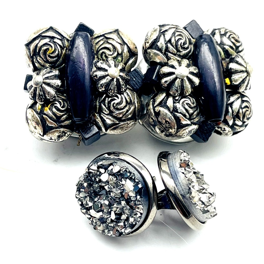 Vintage Earrings Lot of 2 Black Silver Tone Floral Large Clip On Small Pierced